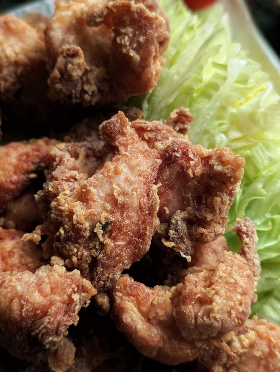 Tiger_McRover's tweet photo. これが45才独身彼女無しバンドマンのおっさんが作る唐揚げ定食だ！ https://t.co/KYHdh8FGfB