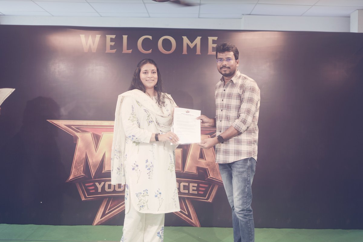 guptanagu8's tweet photo. మెగా యూత్ ఫోర్స్ " థియేటర్ కమిటీ " లో నన్ను కో కన్వీనర్ గా ఎంపిక చేసినందుకు @sushkonidela మేడమ్ గారికి నా ధన్యవాదాలు 🙏 అలానే బాబీ @bobby_yedida గారికి ❤️  అలానే ఈ కమిటీ లో ఎంపిక అయిన మిగిలిన నాతోటి మెగా అభిమానులు అందరికీ బెస్ట్ విషెస్ 💐 #MegaYouthForce https://t.co/xX93Z0CQhS