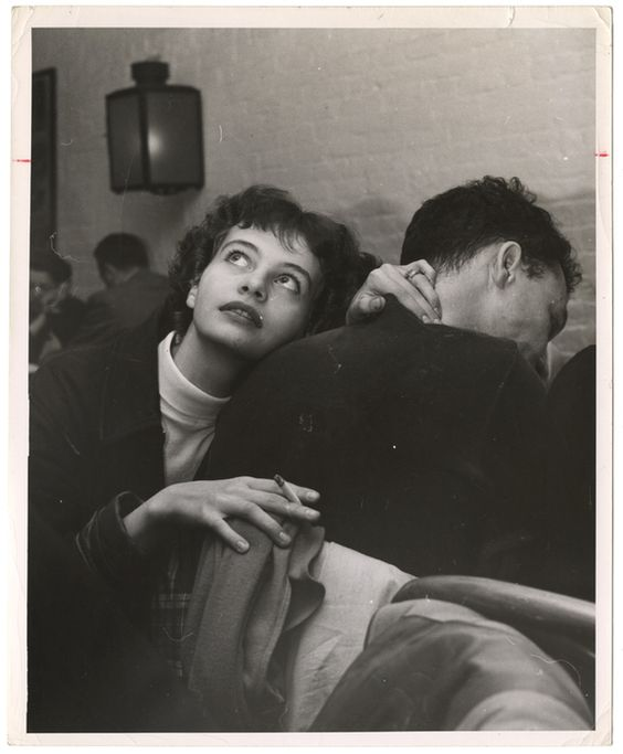 eyeonaxis's tweet photo. New York, 1955, by Weegee https://t.co/GLnbSlJjUg