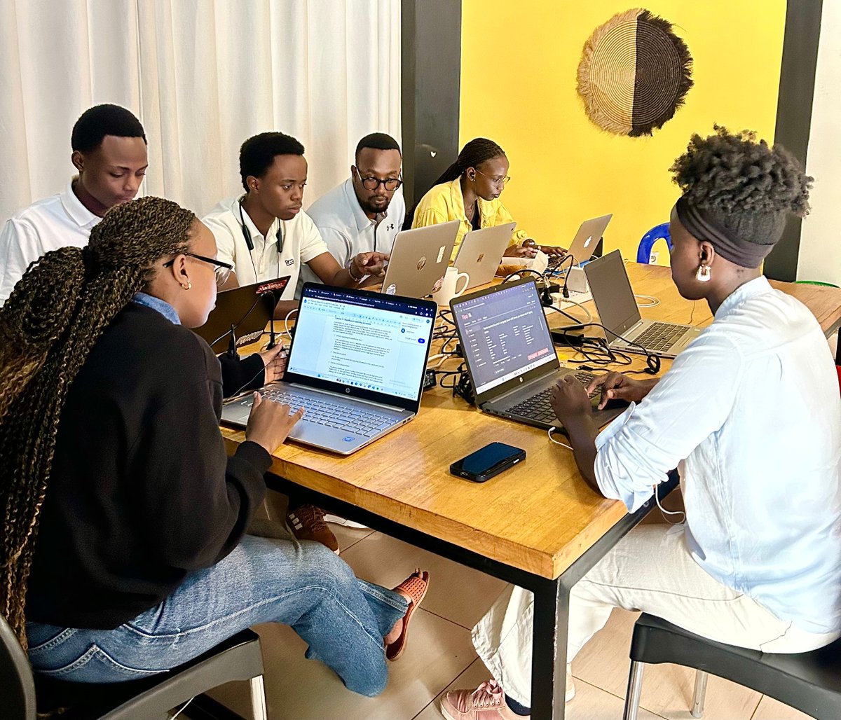 HarambeeRw's tweet photo. We’re pleased to announce our partnership with @TheGymRwanda to support young people in building intermediate, job-ready software development skills for Rwanda’s growing Global Business Services sector.

#RwandaGBS #YouthEmployment #SkillsDevelopment https://t.co/Z5RMDwFem3