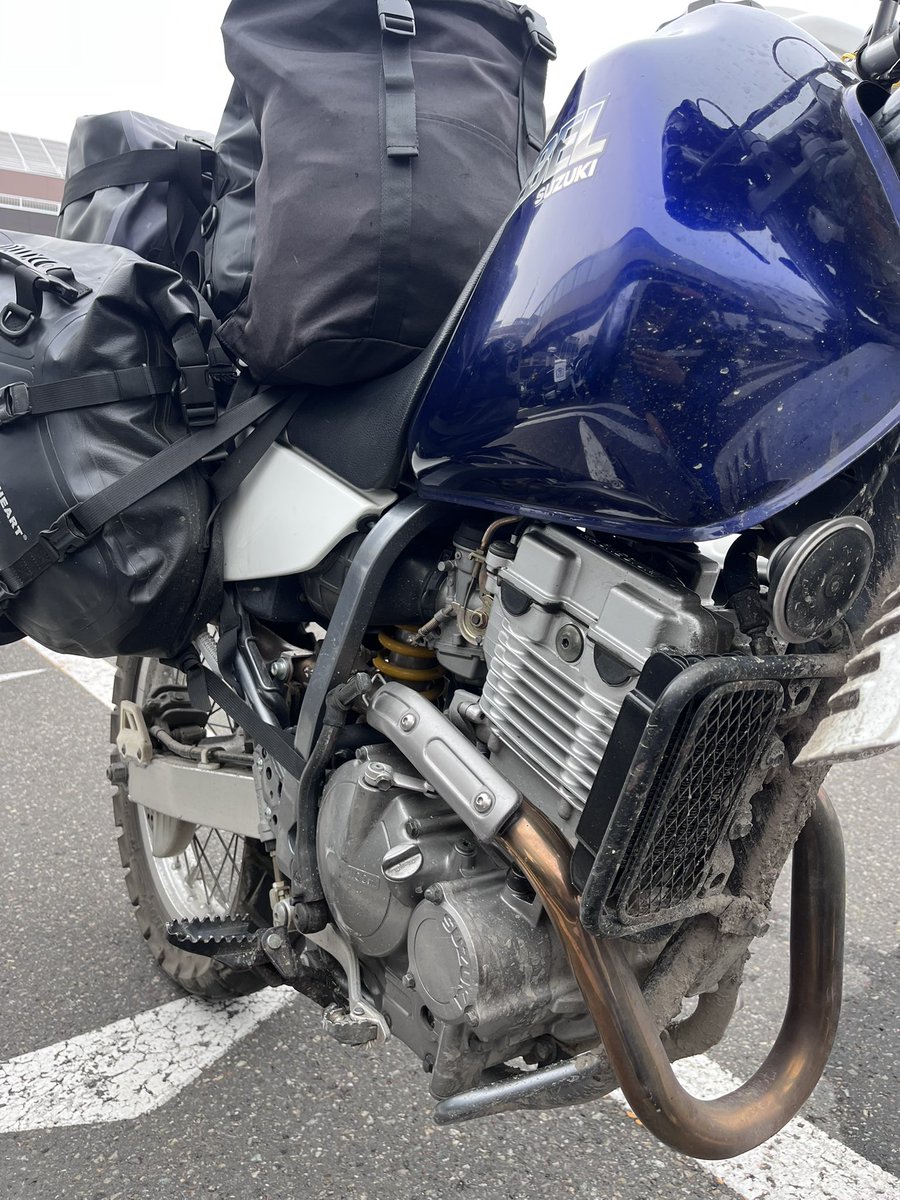 K_U19T's tweet photo. 道内7日約3000kmをダート林道込みで駆け抜けたジェベちゃん https://t.co/RBAYqIe85b