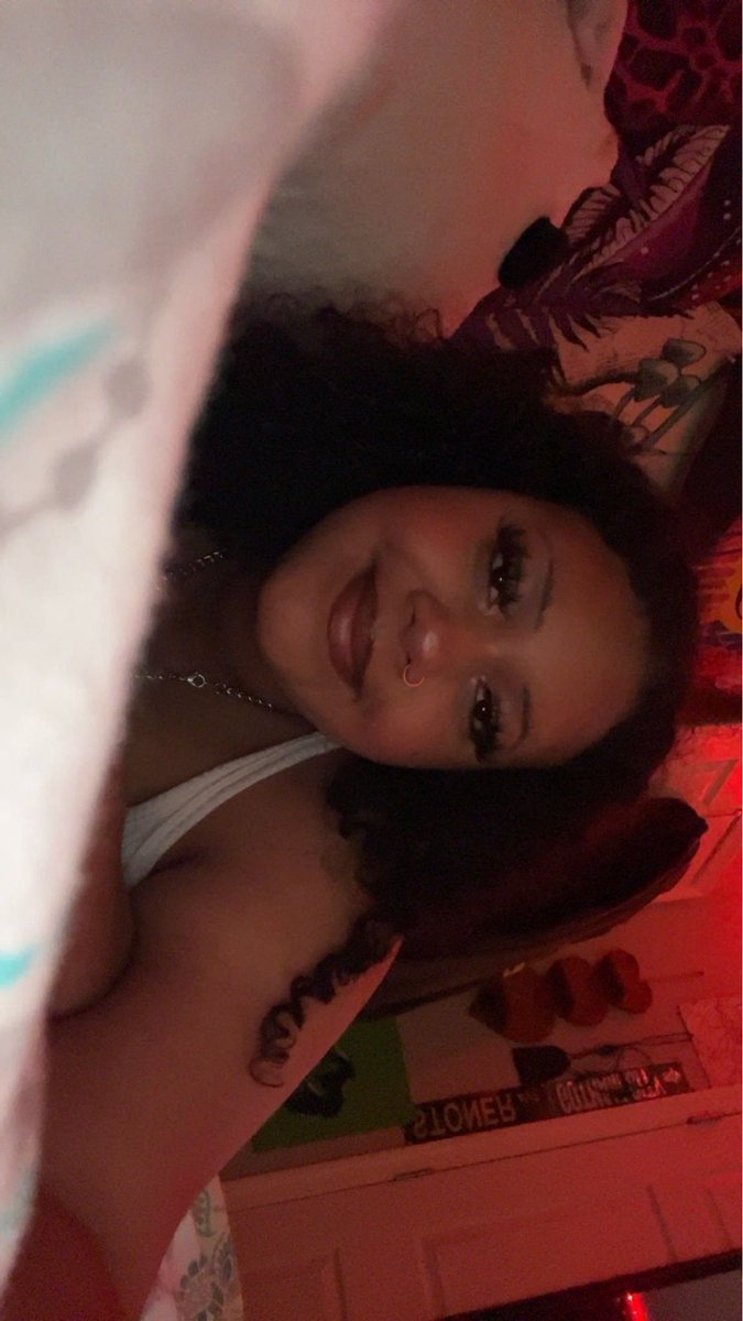 Badassgabriella's tweet photo. throwback to when my curls were black & my ass was extra juicy 😮💨🖤
#bigtittys #stayedtuned #WMBW #nsfw #newcontentcreater #cumslut #bigbooty https://t.co/hnwBgp2EwY