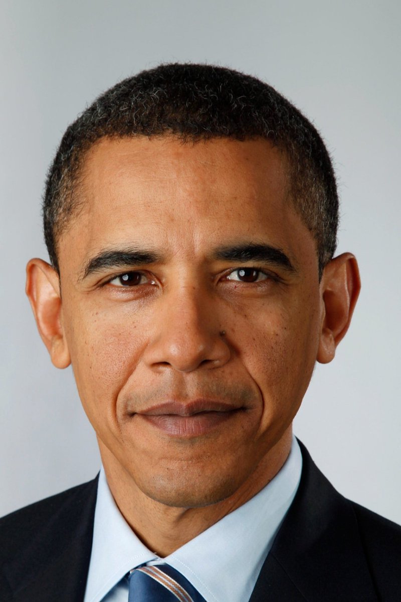 jekerplays's tweet photo. @shauns_personal Why even most laziest and insane people, can't independently know, without using Sh1tty fake Al, that blurred person in Right Photo is actually Former President Barack Obama, not Some Weird fake Al Generated Someone. https://t.co/qAlfMem9GR