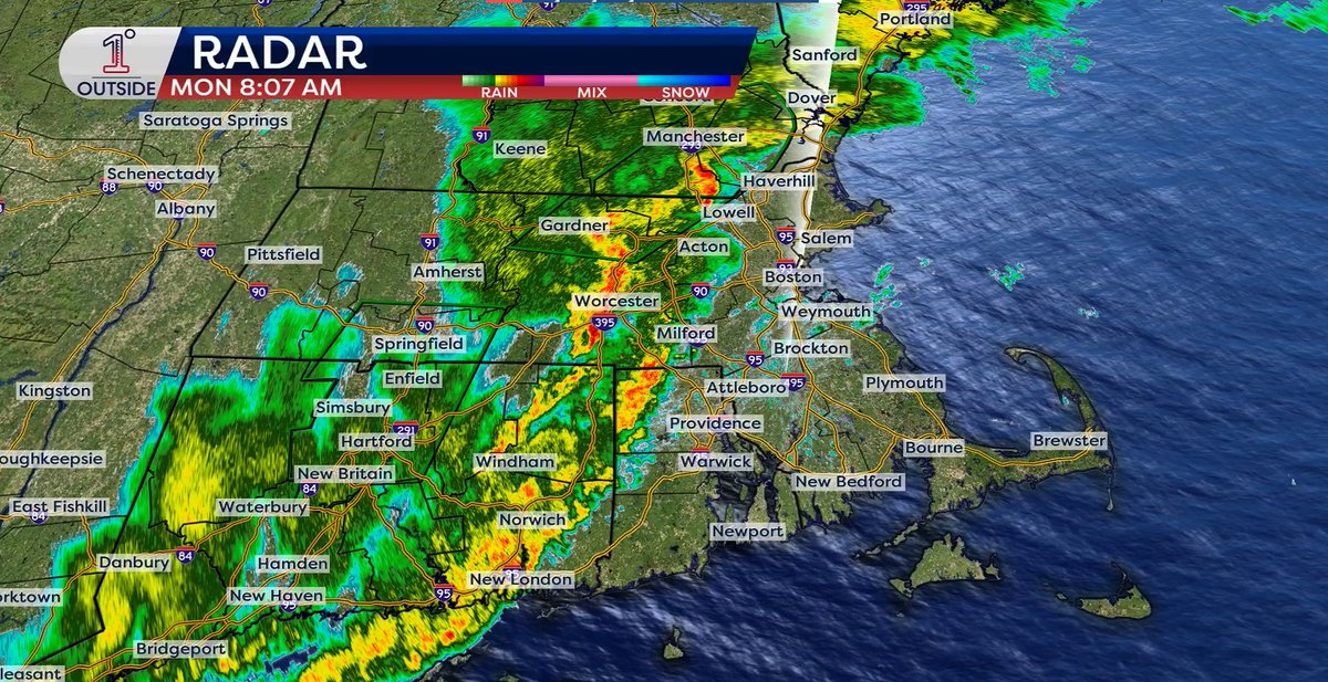 1DegreeOutside's tweet photo. Flash flood warnings in effect as torrential downpours continue to press east - 2-4"+ of rain has already fallen in spots, reports of car stuck in street flooidng in Leominster at Lancaster St, basement flooding in Princeton, cars stuck in Agawam (all within the last 30-60 minutes, thank you @WX1BOX)