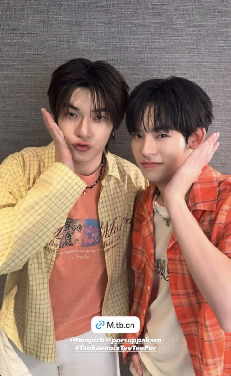 Toeyikx's tweet photo. so cutie babies 💛🧡

TTP TKN LIVE TALK

#TaokaenoixTeeTeePor https://t.co/uRZtLzeOqd