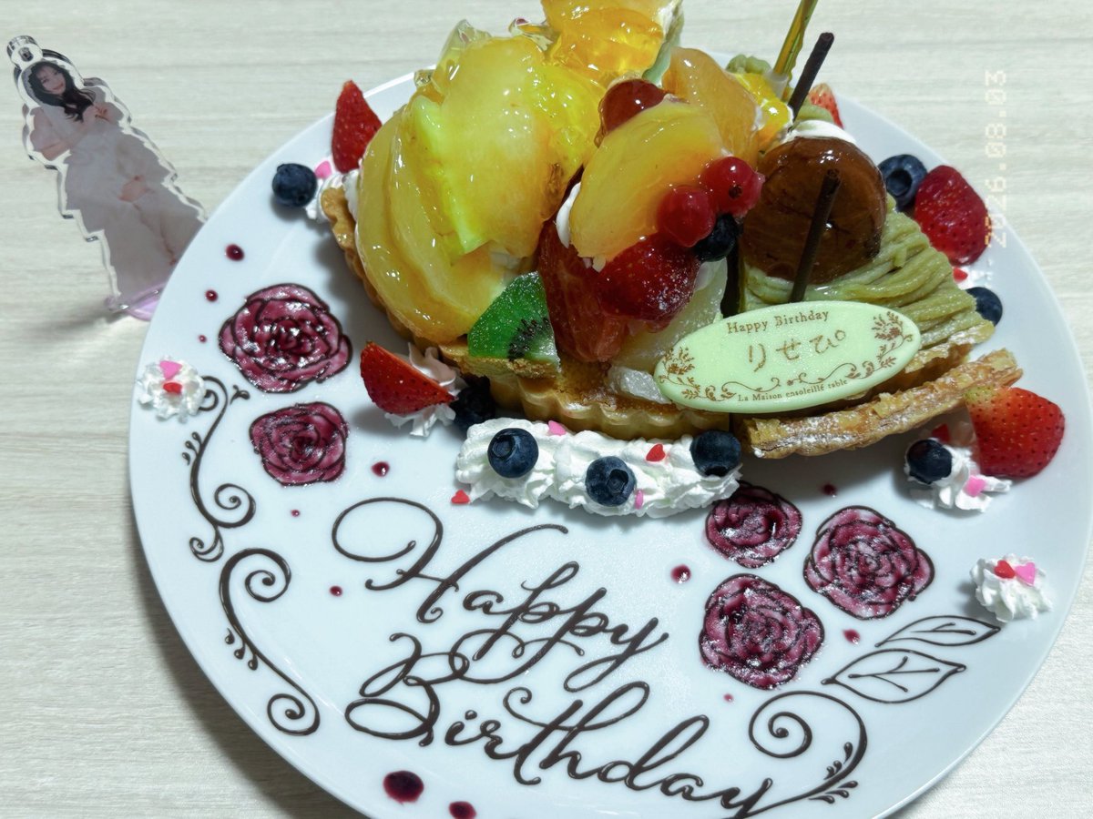 rise_ss0731's tweet photo. 実はね、
お誕生日当日におゆいとまゆみちゃんが
サプライズでお祝いしてくれたよ🥹✨💗

もうほんっとうにびっくりして
嬉しすぎて子供みたいに泣いてしまった(𓈒ʚ̴̶̷̷̥ ⩊ ɞ̴̶̷𓈒)！笑
26歳のスタートがしあわせすぎる♡♡
2人ともありがとう❤️🩵
 #すいすて https://t.co/TFOxsvVCMC