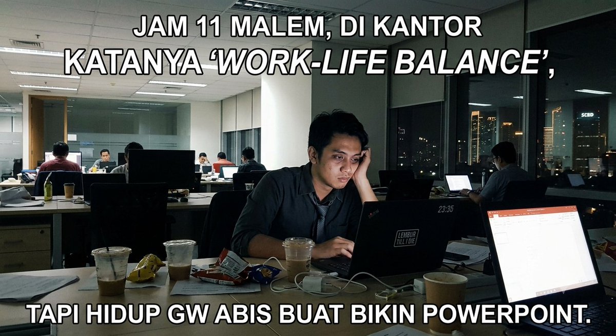 Justbaall's tweet photo. Kerjaan staf biasa, tapi ekspektasi kayak manajer. Gaji mepet UMR Jakarta, tapi tiap bulan dituntut kirim uang ke kampung karena dikira udah sukses.

Jujur, mental aku hampir kena dibilang sebagai "Generasi Sandwich".

Sekalian mau tanya pendapat kalian yang ngalamin hal sama https://t.co/sRTnmO6Eqg