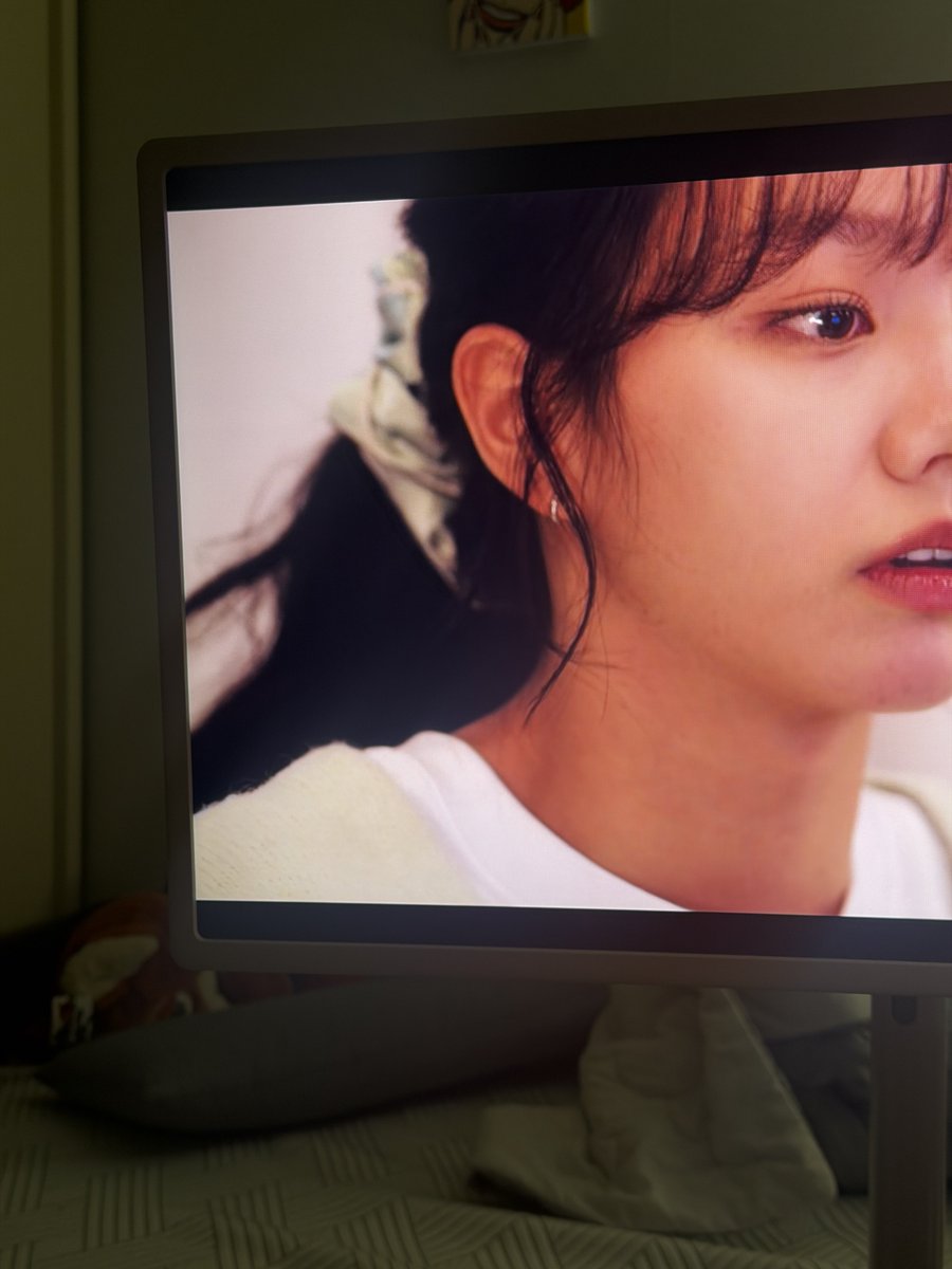dhcoz66's tweet photo. 월요일 칼퇴기념으로 엄마 짱구 뺏어다가 양주까기 https://t.co/bDidKZfDPv
