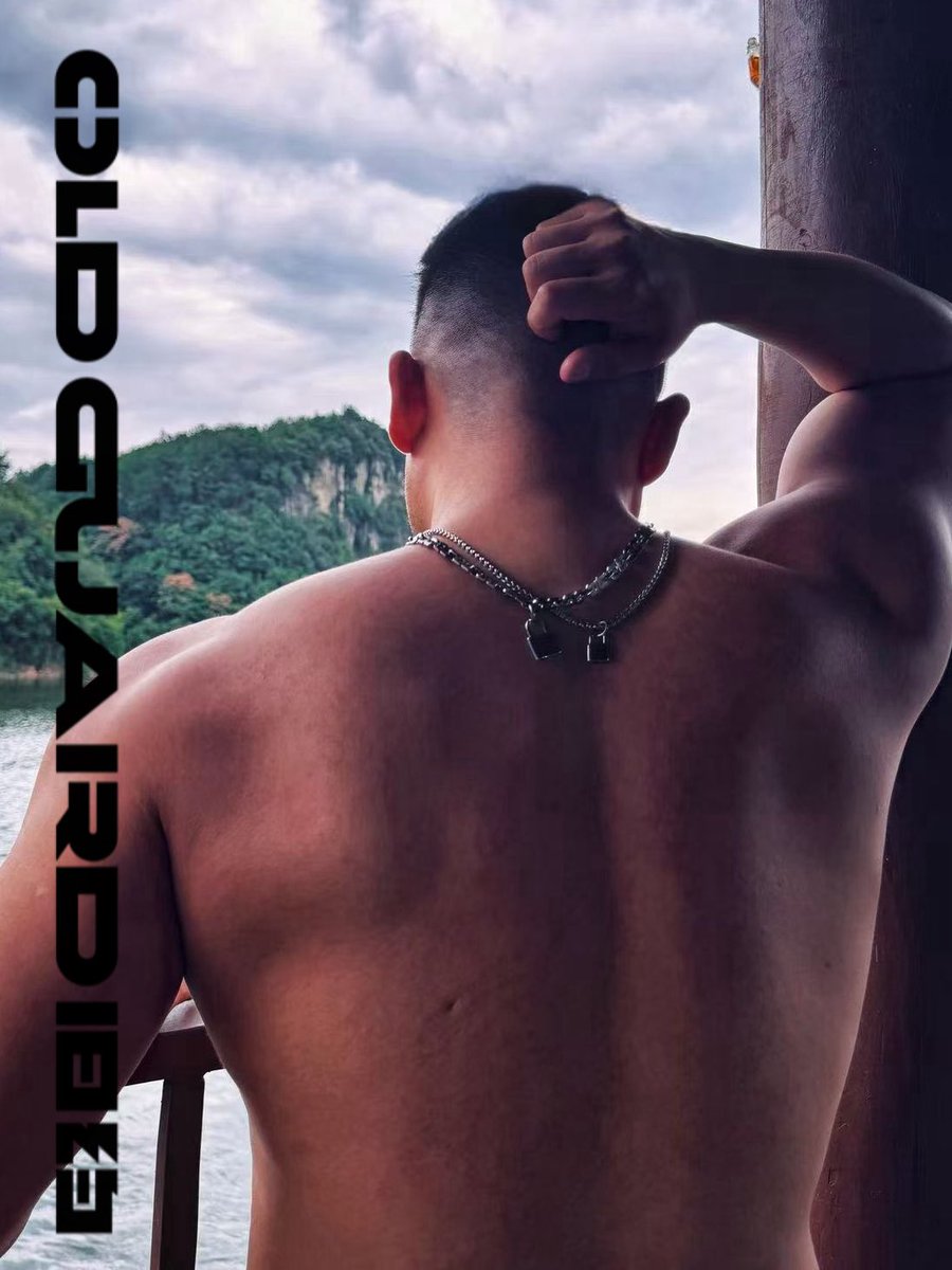 OLDGUARD007's tweet photo. WET FLUID|汗湿双生锁 Liquid Metal Drift
【淘宝】 OLDGUARD旧约一链双生锁叠戴男士项链钛钢链轻奢日常饰品
https://t.co/4Mrii89dSW
点击链接直接打开 或者 淘宝搜索直接打开
Model @鲨鱼生先(🍠)
#OLDGUARD旧约 #TwinLink #TitaniumSteel #CyberIndustrial #一链双生 #锁链汗水 #轻奢叠戴 https://t.co/MU9GTaWWO7