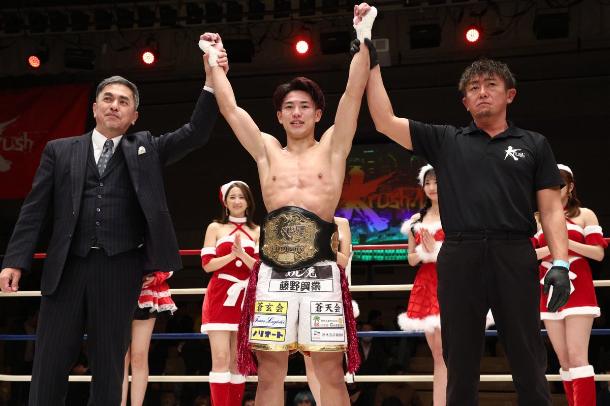 Krush_pr's tweet photo. 【Krush王座に関するお知らせ】

👑Krushスーパー・フェザー級王者
横山朋哉(@k1_tomoya397 )

の王座に関して

📝詳細はこちら▷https://t.co/U3JuEKPoAi

#Krush #k1wgp https://t.co/9Iy1RsZAwJ