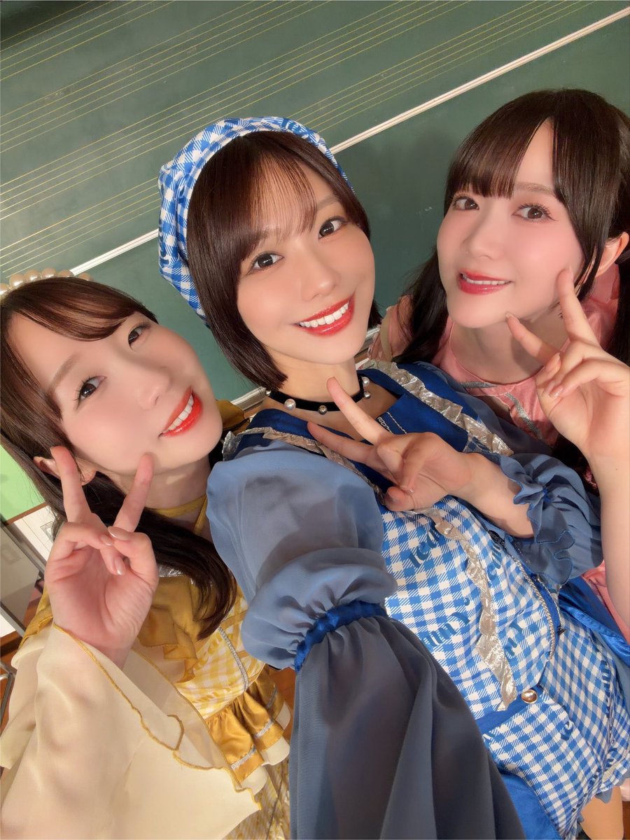 teamy_official's tweet photo. 【🎫チケット情報🎫】

8/22(金)開催
＼チームY シネマミーティング♪／

メンバーシップ先行が"本日"までです‼️

メンバーシップ（スーパーヤングマン）限定コミュニティの投稿から申し込めます✨

https://t.co/KdZ8pyOgt9

#チームY https://t.co/W5pC4aB3ax