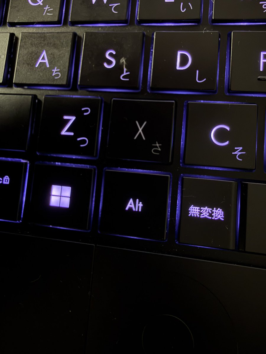 izmk's tweet photo. Xだけバックライトが消えちゃった・・これだけのために修理に出すのめんどい。#asus #proart https://t.co/30D1ECirgW
