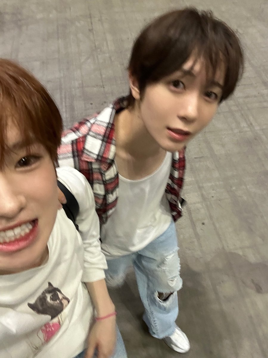 QueenSalong's tweet photo. 이런사진또볼수있다는게........(사망) https://t.co/aBLNONZ9he