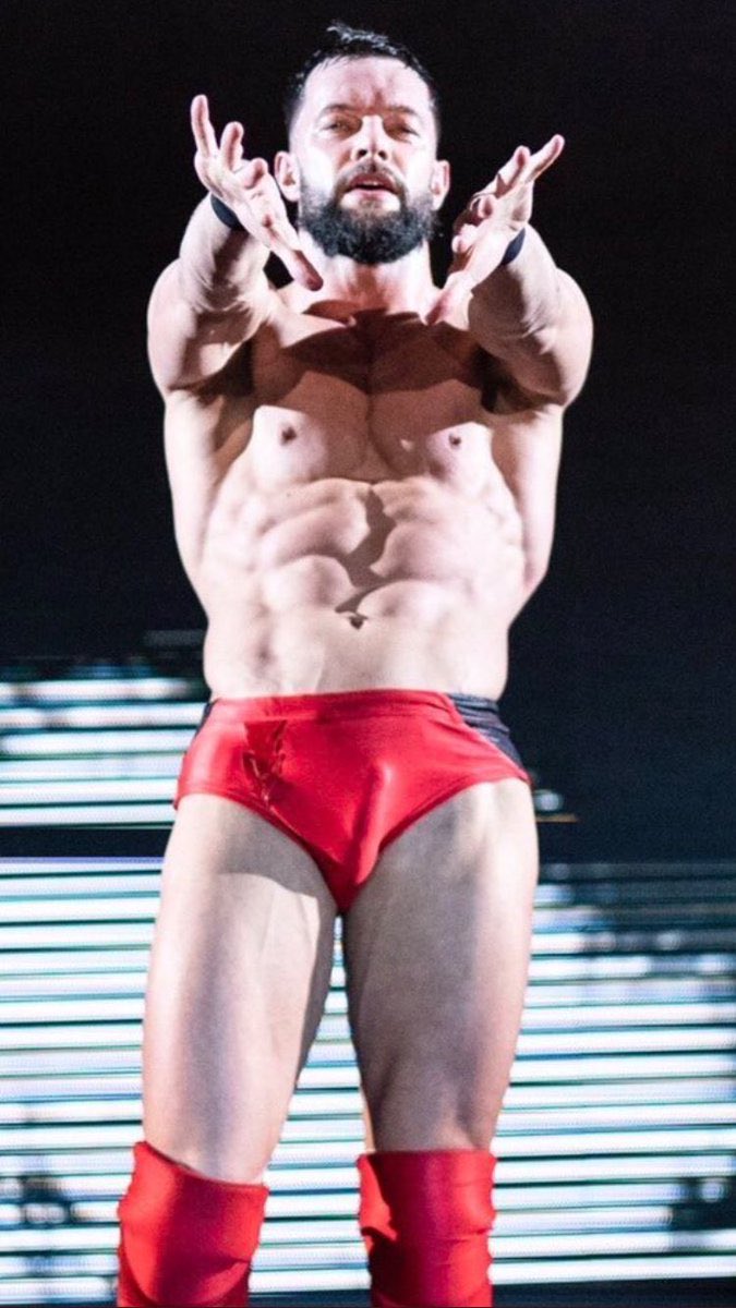 n0soultighth0le's tweet photo. finn balor https://t.co/2KPV6wOrNA