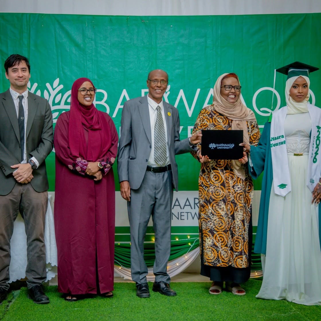 abaarsonetwork's tweet photo. Congratulations to the #BarwaaqoUniversity Class of 2026!  In May, we celebrated the achievements of our graduates as they crossed the stage, ready to shape the future of education and leadership in Somaliland. We can't wait to see what's next! https://t.co/6Of9N6wJJ6