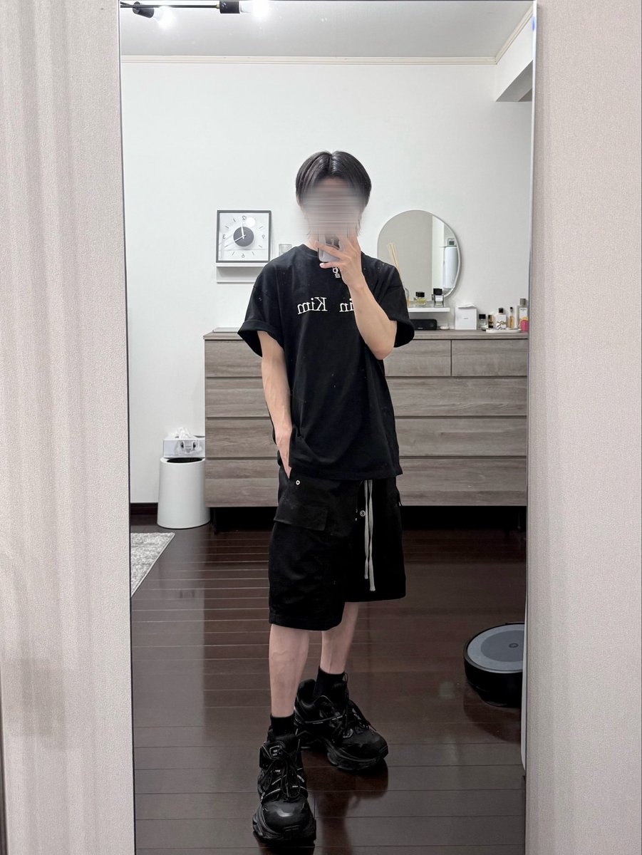 Syou2310's tweet photo. ショーパン嫌いだった僕が
初めて欲しいと思えた

Rillfy
カーゴベラショートパンツ

最近暑すぎるから、
涼しくてかっこいいって最強すぎる。

でも気をつけて欲しい点は↓ https://t.co/7NfZ56Qwak