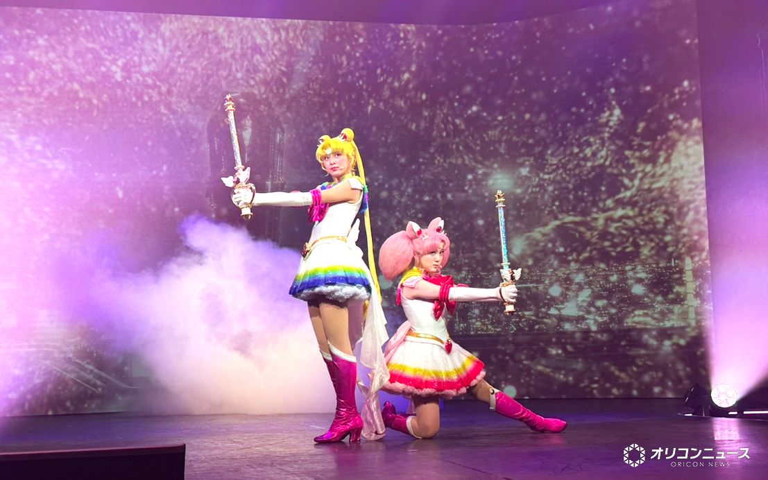 oricon's tweet photo. “目が足りない”…セーラー戦士たちと
間近で触れ合う特別体験🌙
⠀
『美少女戦士セーラームーン
 - Shining Theater Shinagawa Tokyo -』
第2期公演スタート❗️
⠀
✍🏻観劇レポ
https://t.co/2sZVarVnHG
⠀
#美少女戦士セーラームーン https://t.co/6jN2kI57kx
