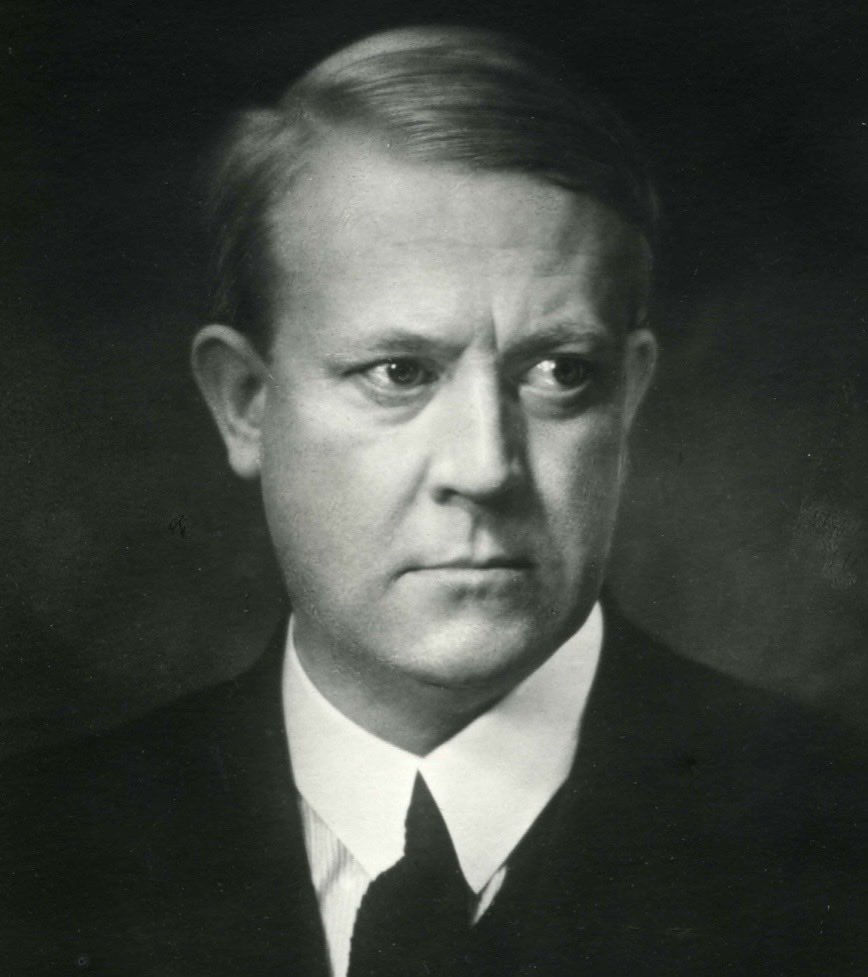 RichardJomshof's tweet photo. Mannen till vänster är Quisling. Mannen till höger är en quisling. https://t.co/isahML9Gz3