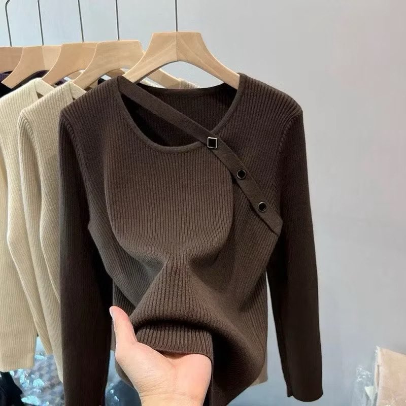 chielahk's tweet photo. Cakepnya ga main-main 😭✨

Knit top premium top premium look, premium look, harga cuma 40 ribuan🌸 https://t.co/nqVplrSLUc