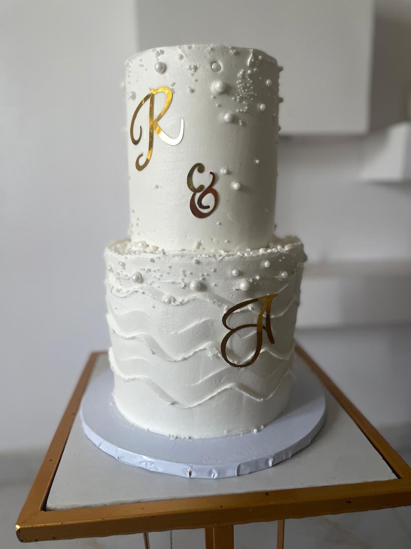 Demisignatures's tweet photo. New month, New reasons to celebrate 🎉.
Make every celebration sweeter with cakes and treats from Demisignatures.

We are taking orders for August celebrations. https://t.co/g2AtaxUyBr