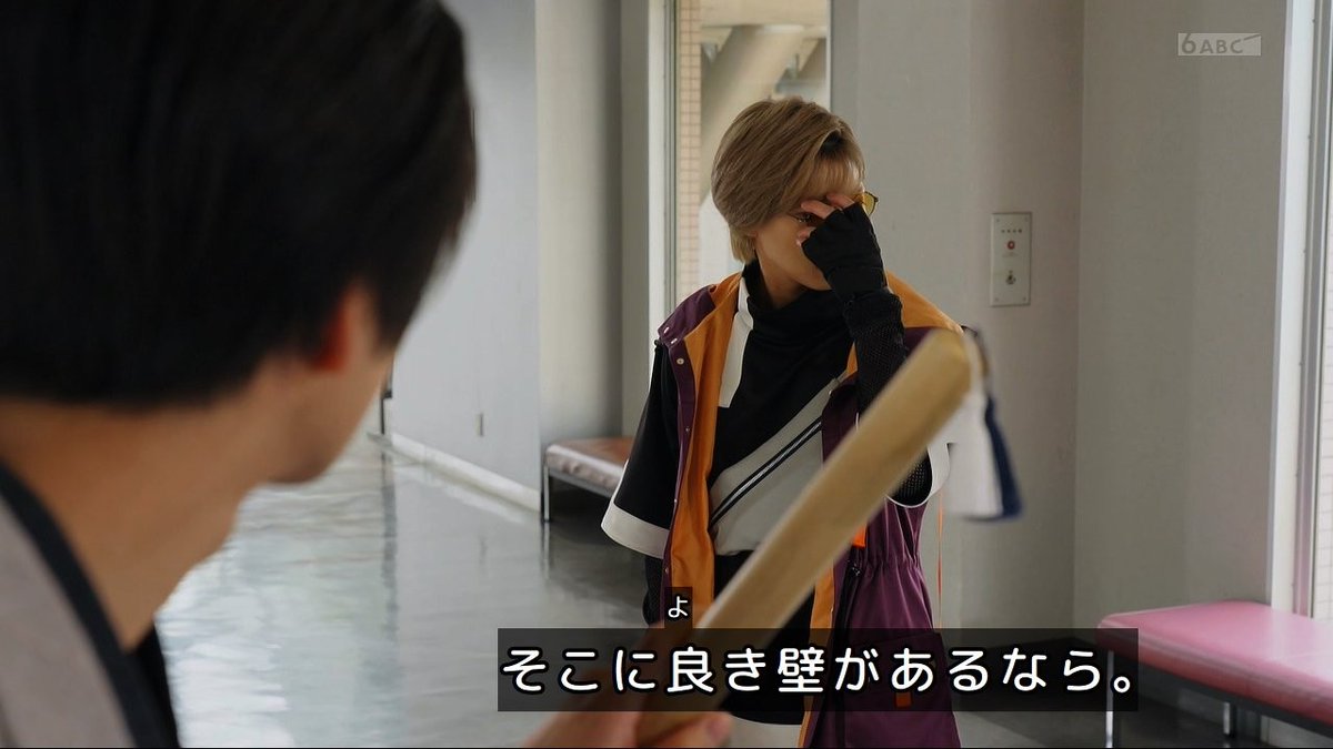 rei0plus_0's tweet photo. レイジの角獣は壁でオレンジの蟹

ライヤが壁愛好家で
ギャバン・エタニティがオレンジ色で
刑事のミラーモンスターと言えばオレンジの蟹
あとマロも蟹 https://t.co/RvFs7Dykaj