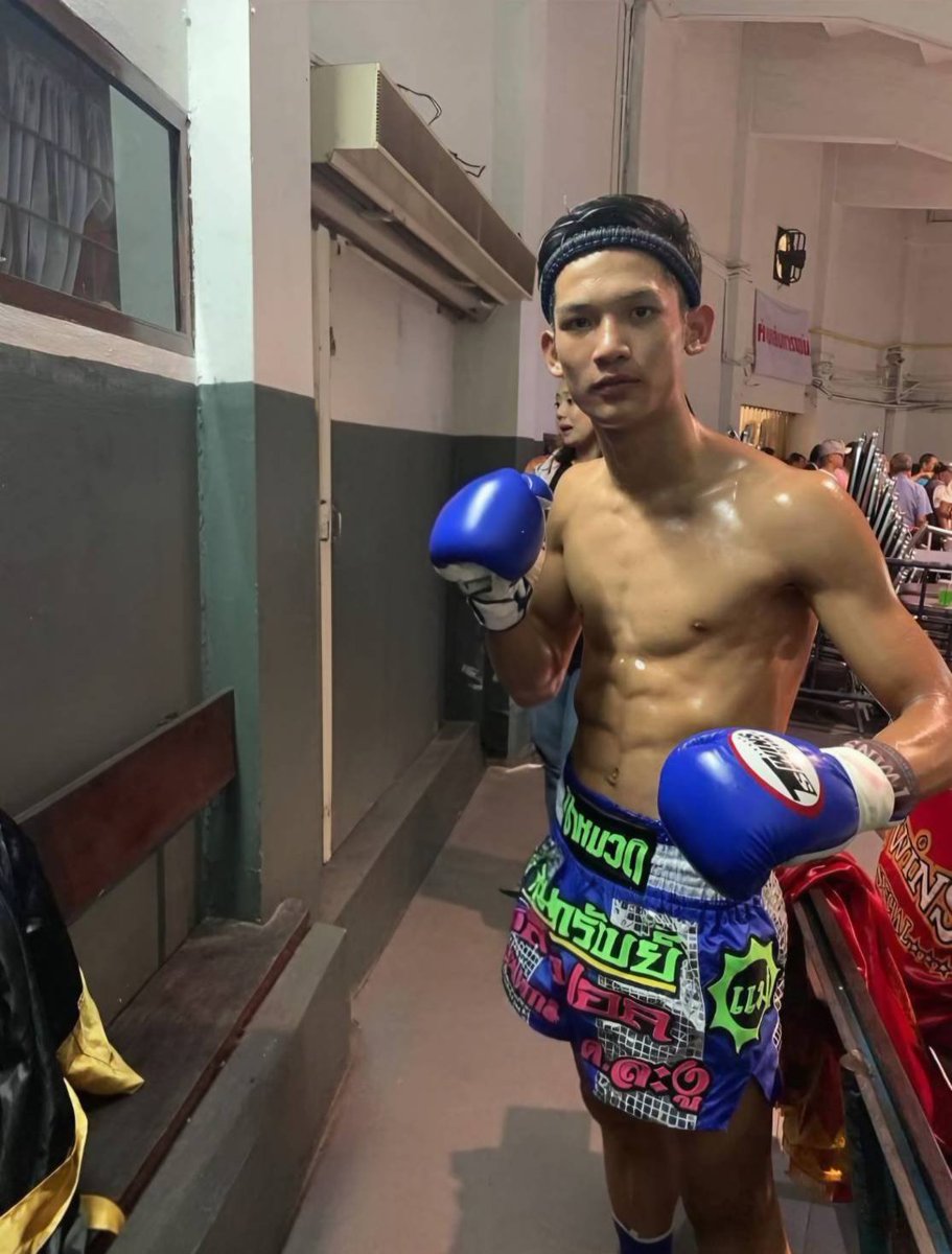 Been570's tweet photo. นักมวย🥊
😛มาเร็วเข้ากลุ่มกันรูปและคลิปวัยรุ่นผลงานเน้น'หาเอง วันนี้เพียง 99 เท่านั้น
https://t.co/0CoAsiGZZ8 https://t.co/vzlhpMwads