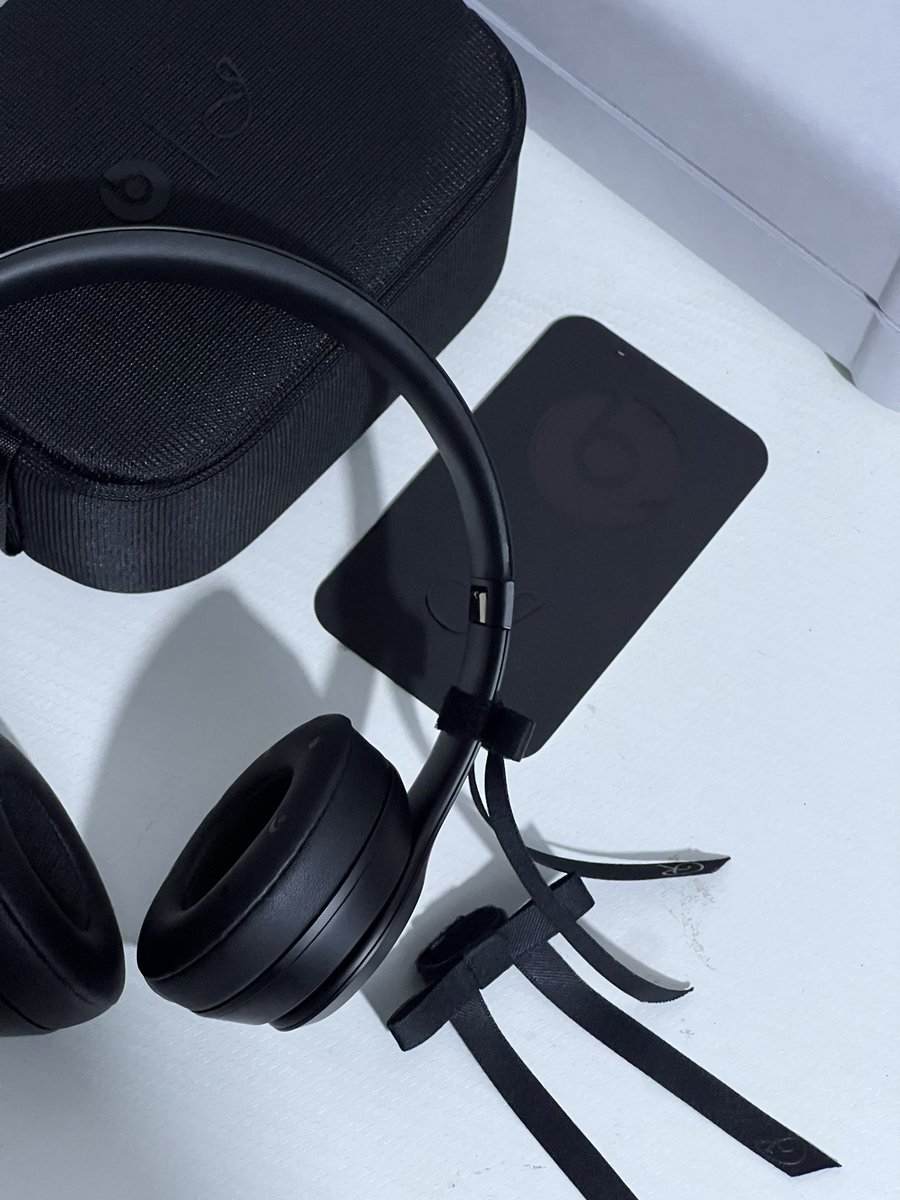 WpMmay's tweet photo. ปล่อยต่อ!! หูฟังเจนนี่
 JENNIE x Beats Solo 4 Onyx Black
อุปกรณ์ครบ

4800฿ รวมส่ง
เพิ่มเติมเดมได้ค่ะ

#ตลาดนัดjennie #ตลาดนัดเจนนี่ #ตลาดนัดblackpink https://t.co/hSjxdfcgsZ