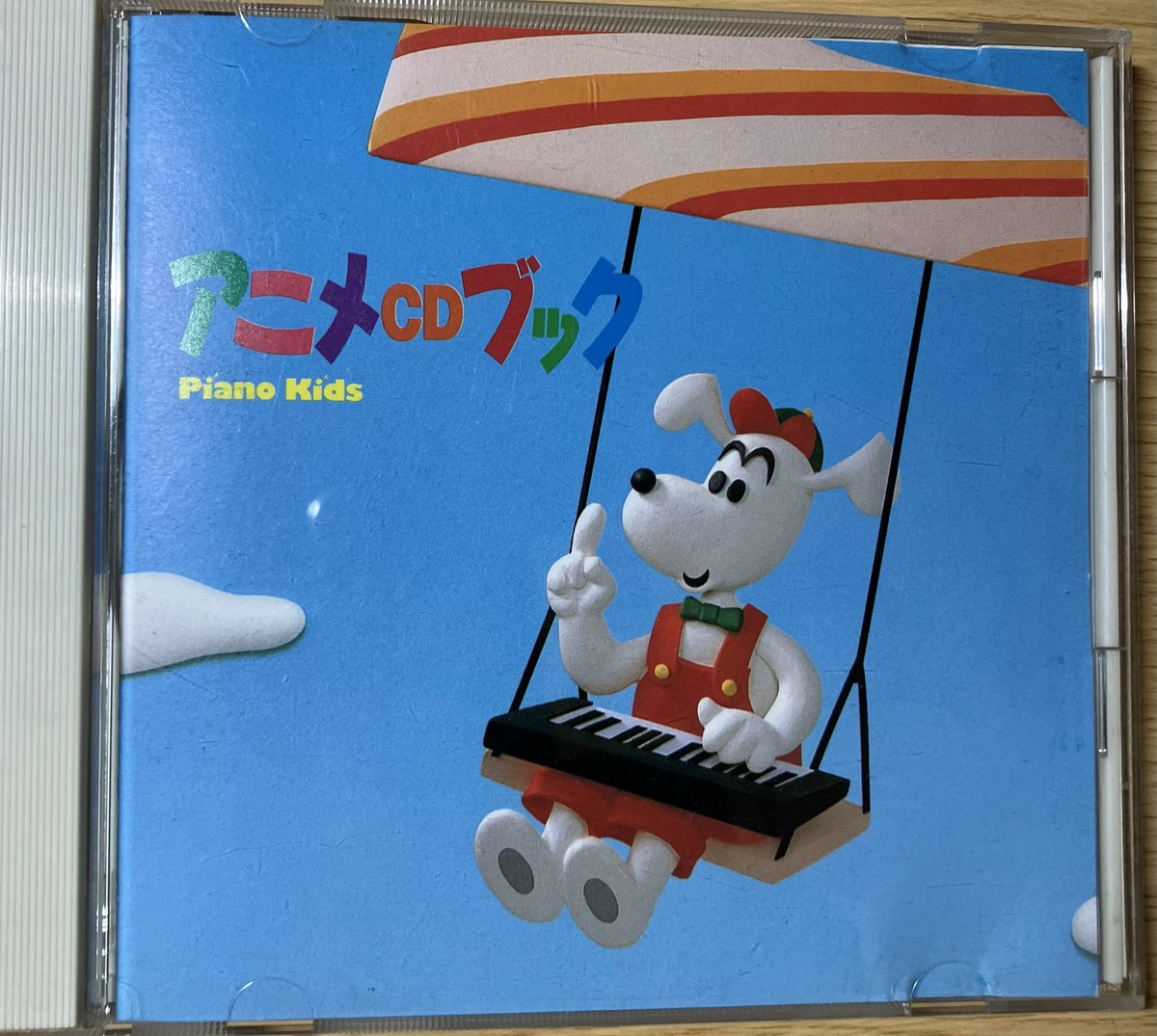 PachisonMania's tweet photo. パチソン新購入品「アニメCDブック」
ほぼ1~5曲目の為に購入。
「CHA-LA-HEAD-CHA-LA」､「ドラえもんのうた」はパチソン版の流用だった。それ以外はRITTORの自社カバー。 https://t.co/yqttmZuq6c