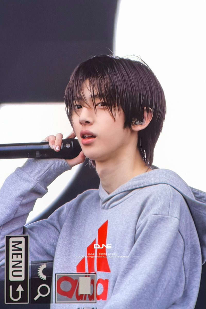duhxxne's tweet photo. 260801 lollapalooza 

#주훈 #코르티스 #CORTIS https://t.co/lzZy9pgZWW
