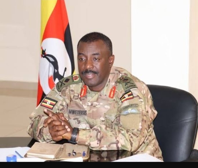DuncanAbigaba's tweet photo. A lot is happening today. Congratulations, Gen. Asaph Mweteise Nyakikuru, on your promotion and appointment as SFC Commander. This is our Mbarara High School OB, the best school in Uganda! https://t.co/MXYKxQkrc7