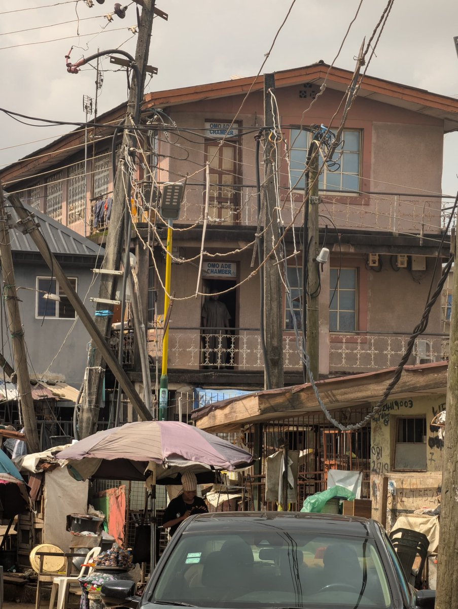 lifeofdanel's tweet photo. Location: Transformer at Oladipo Sode / Abidogun junction by Karimu Street, Ilupeju, Lagos State.

Issue: Dangling high-voltage power cables directly from the transformer.

Status: Reported to Ilupeju Undertaking Office without resolution.

This poses an immediate risk of electrocution, fire, and destruction of lives and property. Proper urgent maintenance is required immediately before a fatal accident occurs.

CC: @IkejaElectric @NERCNG  @fccpcnigeria @instablog9ja @TCN_NIGERIA @safety_lasg