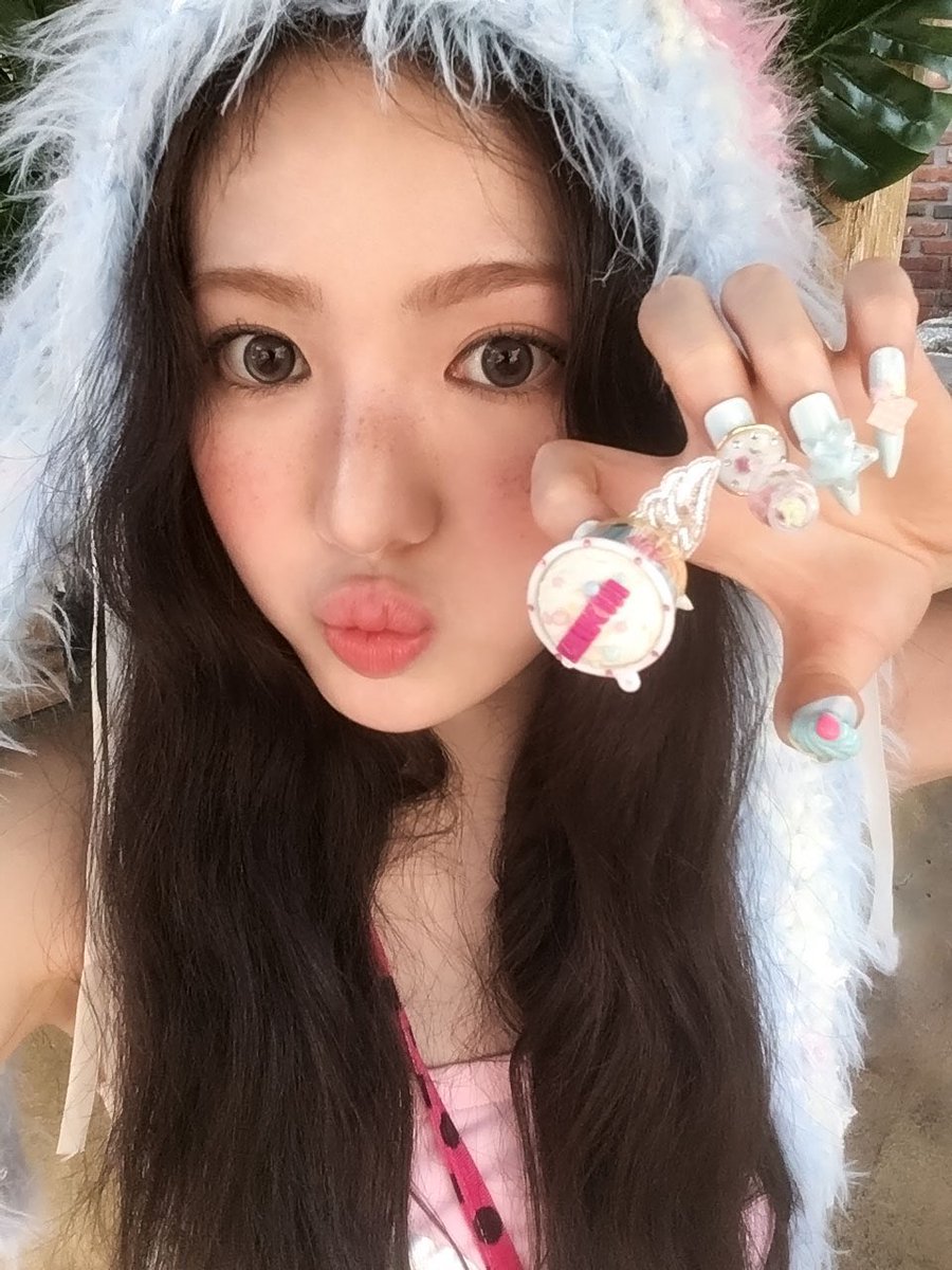 uniSUII's tweet photo. @uniKKYA https://t.co/ZAEVUnrTCt