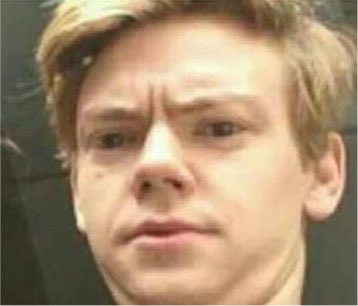 ayblaaack's tweet photo. when you mistakenly open your  front camera 😭 https://t.co/1XTOGp8XCK