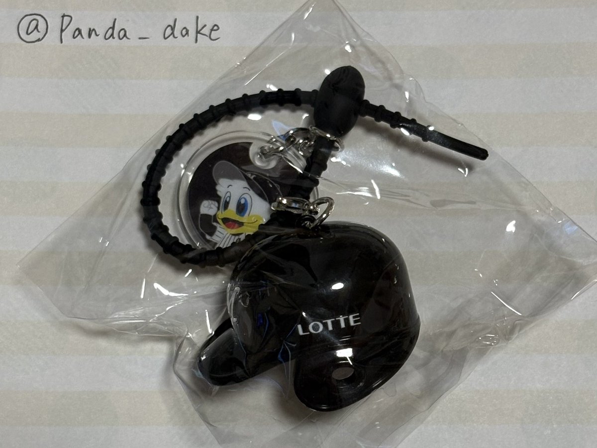 Panda_dake's tweet photo. パリーグ6球団
応援バットキーホルダー
カラフルマルチチャーム

譲 》 ロッテ
求 》 ソフトバンク
　
郵送＞手渡し(東京or福岡)
　
交換　ヘルメット　ガチャ
千葉　マリーンズ　ロッテマリーンズ
福岡　ホークス　ソフトバンクホークス https://t.co/K10zHzBTiE