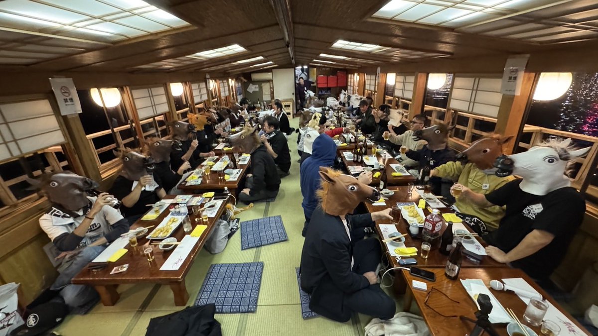 keibahappy1's tweet photo. 一年で競馬場に100人以上集めて
今年の屋形船忘年会は
参加者120人Over確定😆
#IPPON競馬
 既に伝説。更に行くんだけどね💪
ちなみに
👇の4倍ですwww https://t.co/Dv4f9mEect