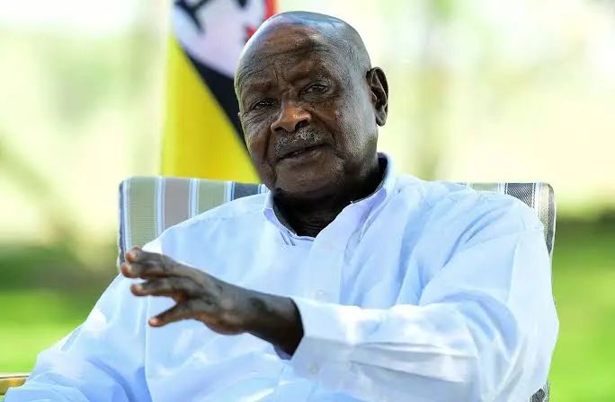 KingMusahMedia's tweet photo. Museveni Defends Nuwagaba, Rejects Mwenda’s ‘Siege’ Claims and Reaffirms Zero Tolerance for Torture  

https://t.co/bPKVYDT1Qn https://t.co/FbzCJV5T8e