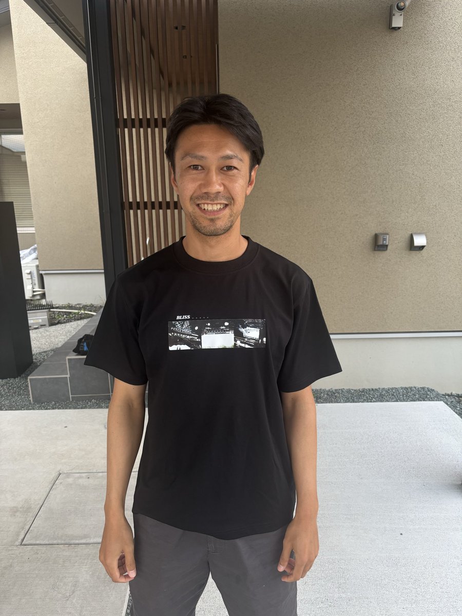 BLISS_japan22's tweet photo. 今回の熊本復興チャリティTシャツを
お二人にも着ていただきました🙇‍♂️
本当にありがとうございます😭

#澤田崇 選手　　Mサイズ
#岩崎悠人 選手　Lサイズ

熊本の復興に少しでも力になれるよう、
BLISSとしてできることを続けていきます。

#熊本 #長崎　#菊陽　#復興 https://t.co/XogXnfiO9C