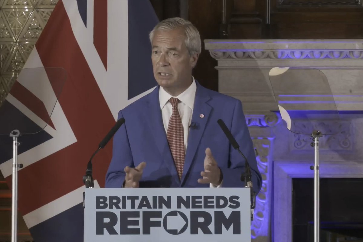 GBNEWS's tweet photo. BREAKING: Nigel Farage rips into £1 BILLION French failure as he vows to end illegal crossings 'within fortnight' if he becomes PM

https://t.co/ESGnveLPLs https://t.co/i29LauHjhY