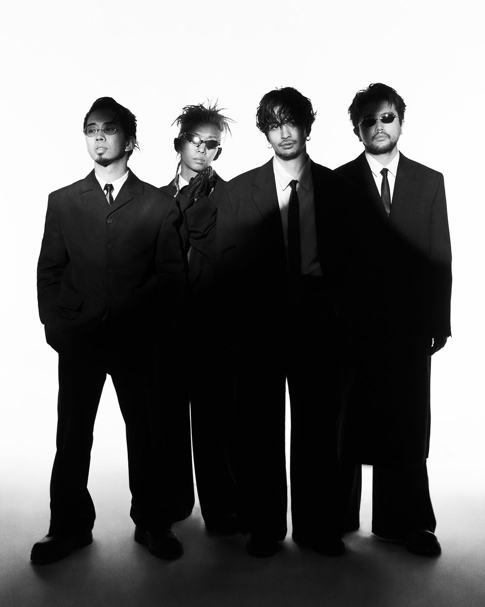 thegits_anime's tweet photo. ◤￣￣￣￣￣￣￣￣￣￣￣￣￣
King Gnu 『GO GHOST』
Music Video プレミア公開決定⚡️
＿＿＿＿＿＿＿＿＿＿＿＿＿◢

TVアニメ『攻殻機動隊 THE GHOST IN THE SHELL』OPテーマ、
King Gnu（@KingGnu_JP）の『GO GHOST』Music Videoが
【明日8/4(火) 18:00】に公開決定！

本編映像を楽曲に合わせて再解釈・編集した、
King Gnu初のスペシャルアニメーションMVです。

チャンネル登録をしてプレミア公開を楽しみにお待ちください！

🎥 MV視聴リンク（明日18:00〜）
https://t.co/9R4wlsVwkN

🎧️ 楽曲ストリーミング／ダウンロード
https://t.co/QZOaGOun8H

#KingGnu #GOGHOST
#攻殻機動隊 #theghostintheshell
