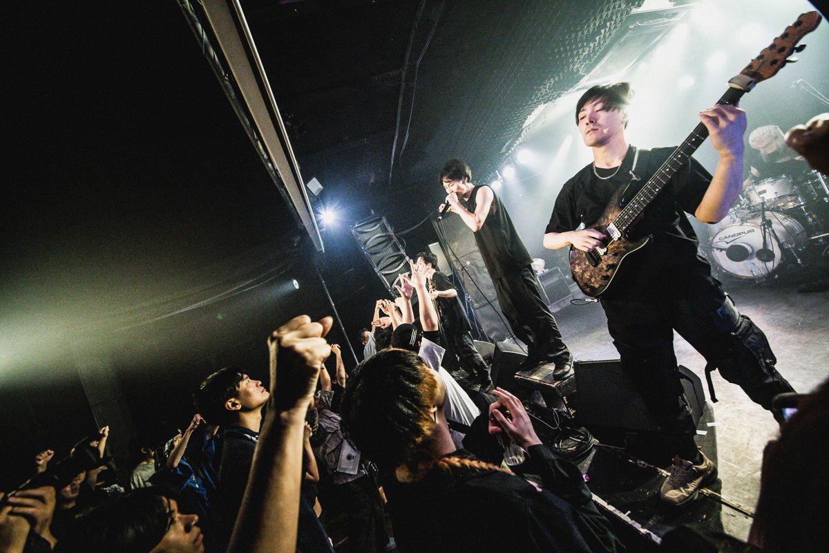 VOR_JPNOFFICIAL's tweet photo. LIVE PHOTO📸
2026.08.01（Sat.）札幌SPiCE
NMMP26

共演してくれた対バンの皆様と
遊びに来てくれたみんな
ありがとうございました！
またこれからもイベントを続けていけるように頑張ります🔥

photo @nasicamera 
#NMMP26 https://t.co/l95lelq58S