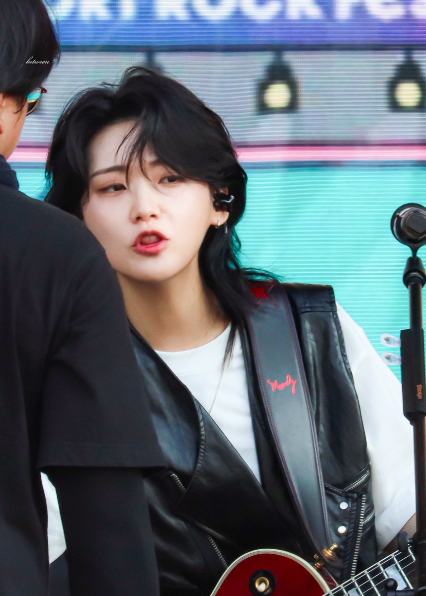 betweenmy_'s tweet photo. 📷🫧260802 Pentaport Rock Pestival 

뀨.....'◡'....? 

#터치드 #윤민 #TOUCHED #YUNMIN https://t.co/IMM17tRWtb