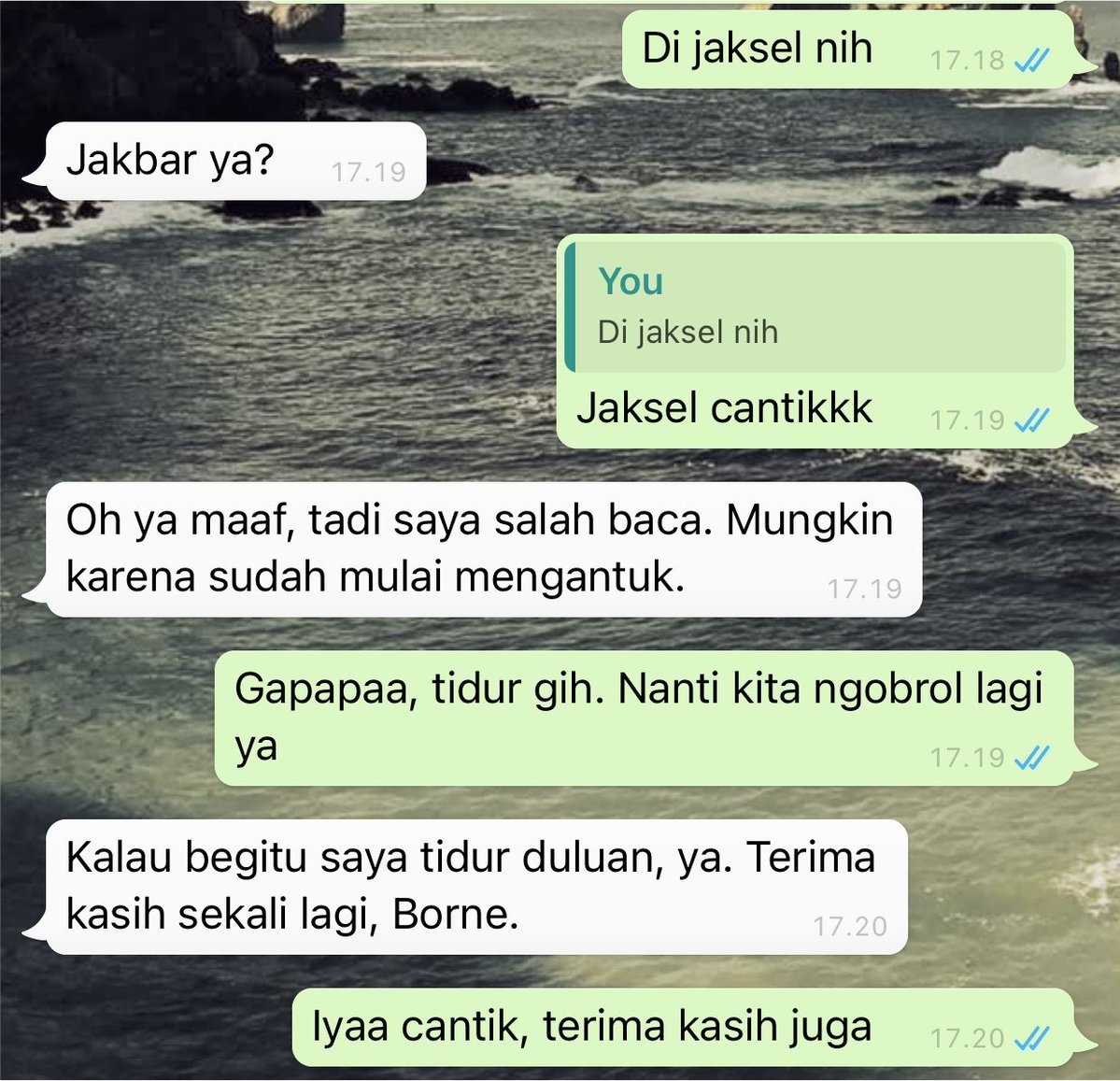 stopsuspendgua's tweet photo. Tags: #RangBor #BoRang.

CW // Harsh words

Orang lain VS Rangga saat PDKT dengan Borne. https://t.co/asVL3yLOIu