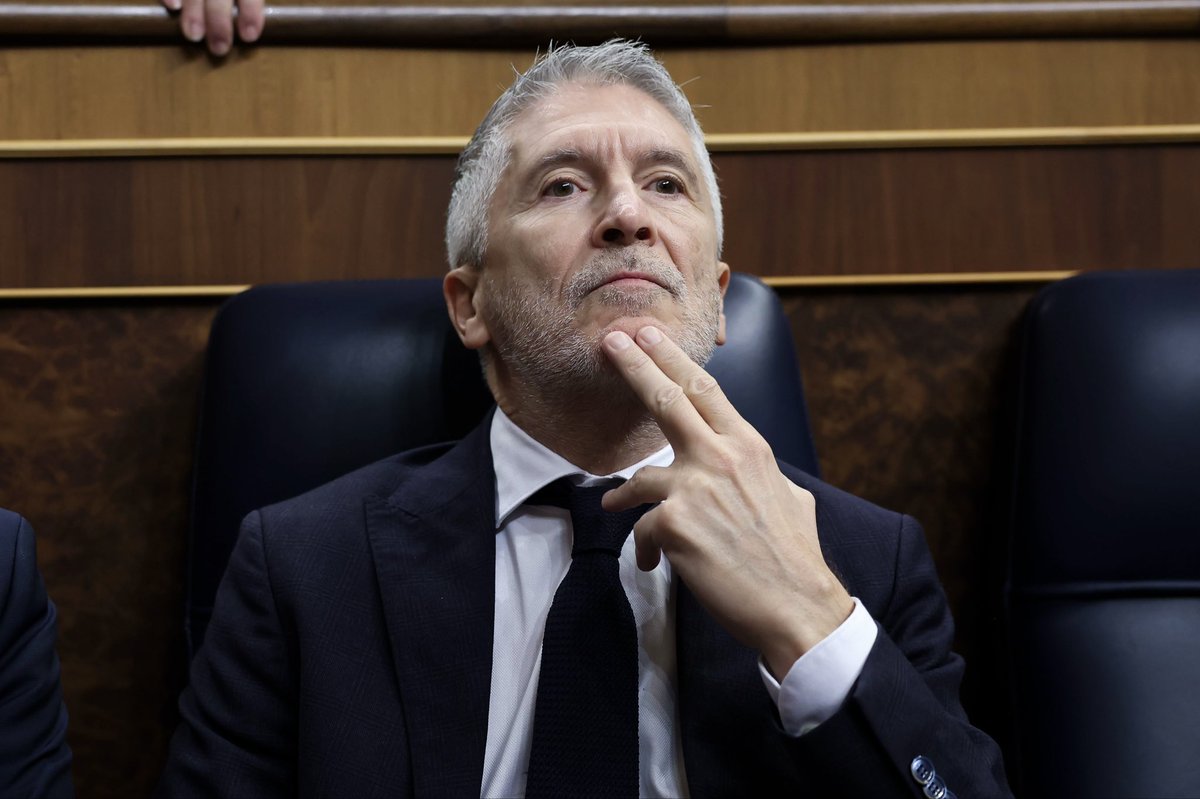 CasetaBosque's tweet photo. Si esto se confirma sería completamente inaceptable.

Fernando Grande-Marlaska debe dimitir. https://t.co/yMwjsvLGXL