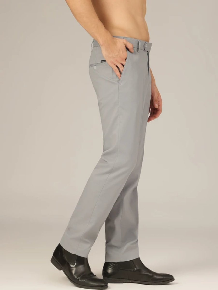 KumarMyfri6336's tweet photo. Grey trousers that go with literally everything 🖤
Comfortable fit, clean look, easy to style — perfect for office or casual days.
🔗Link 👉 https://t.co/9yFRaXRPog
Available in sizes 30 to 36. Get yours now 👖
#MensFashion #GreyTrousers #MensWear #StyleUpgrade #OOTD https://t.co/PLhRhwJPyj
