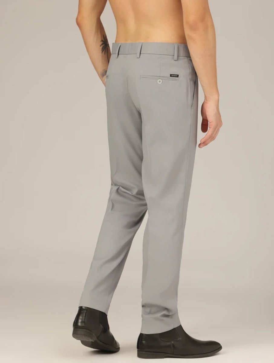 KumarMyfri6336's tweet photo. Grey trousers that go with literally everything 🖤
Comfortable fit, clean look, easy to style — perfect for office or casual days.
🔗Link 👉 https://t.co/9yFRaXRPog
Available in sizes 30 to 36. Get yours now 👖
#MensFashion #GreyTrousers #MensWear #StyleUpgrade #OOTD https://t.co/PLhRhwJPyj