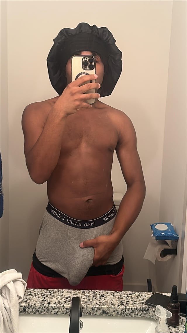 MilfHunterTrey's tweet photo. @itsmemphishxe https://t.co/wWQmNM2nvO