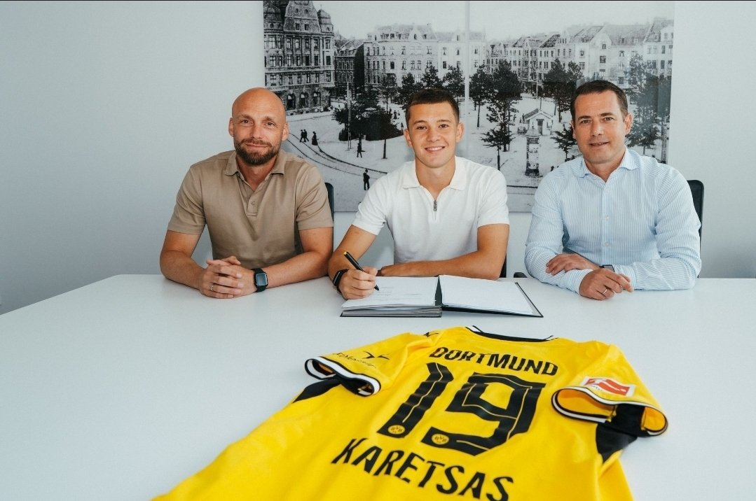 bvbnewsblog's tweet photo. OFFICIAL: Konstantinos Karetsas joins Borussia Dortmund! https://t.co/TBFDfgskAq