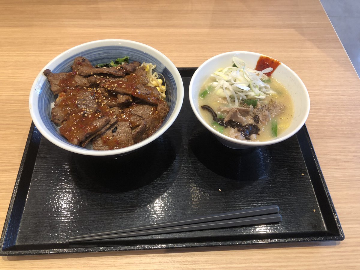manjicution's tweet photo. 焼きたてのかるび https://t.co/wj5wLzL2os