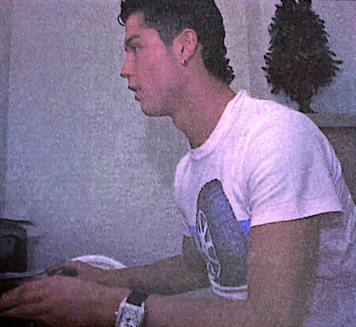 RonaldoArchive7's tweet photo. https://t.co/yEKzFQHFtq