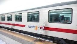 stefanoboni59's tweet photo. “ Treni Intercity, gara obbligatoria ma modello sbagliato: perché l’Italia rischia di perdere i fondi e frammentare il servizio”
https://t.co/AQSiBZYZuL https://t.co/LD21tBTJby